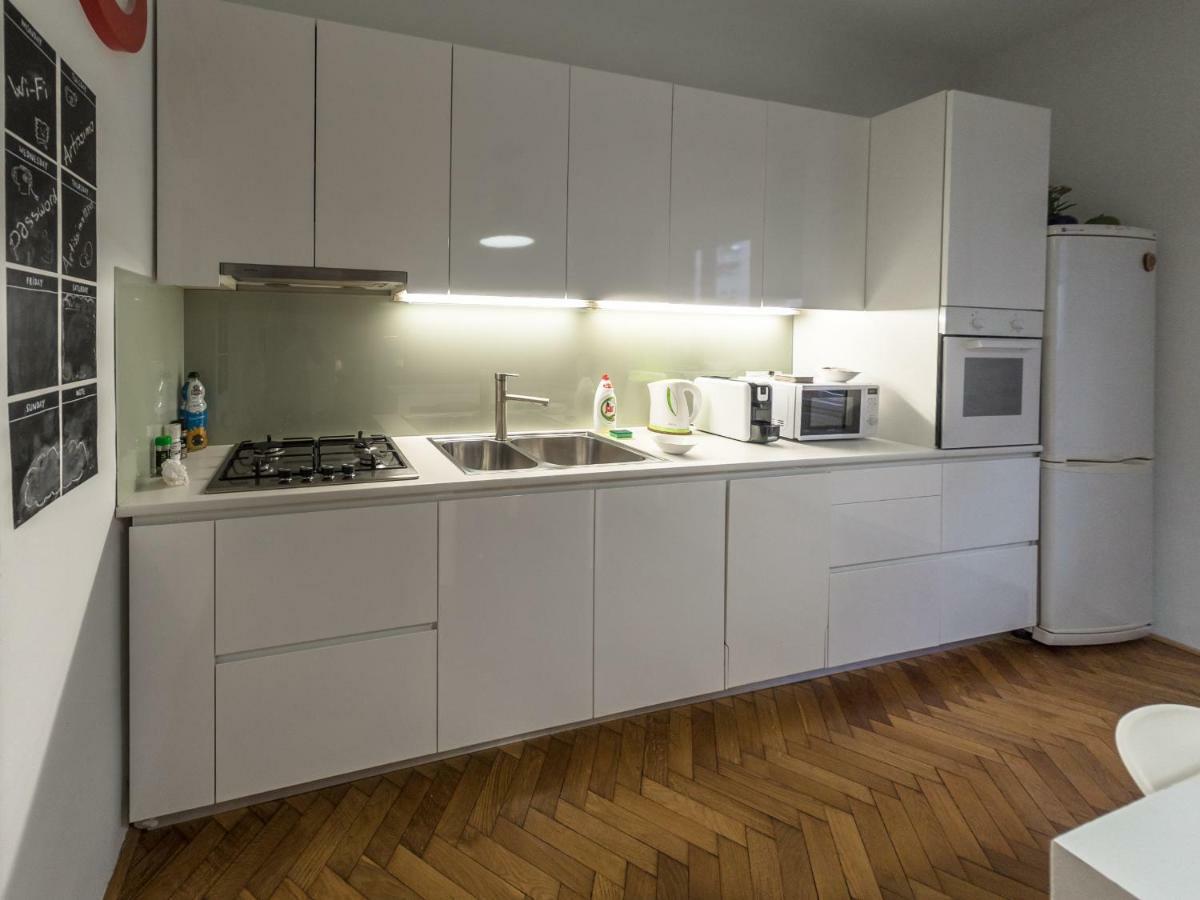 Artissimo Apartments Zagreb Buitenkant foto