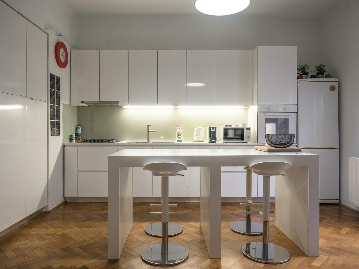 Artissimo Apartments Zagreb Buitenkant foto